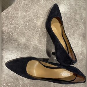 Michael Kors Navy Heals